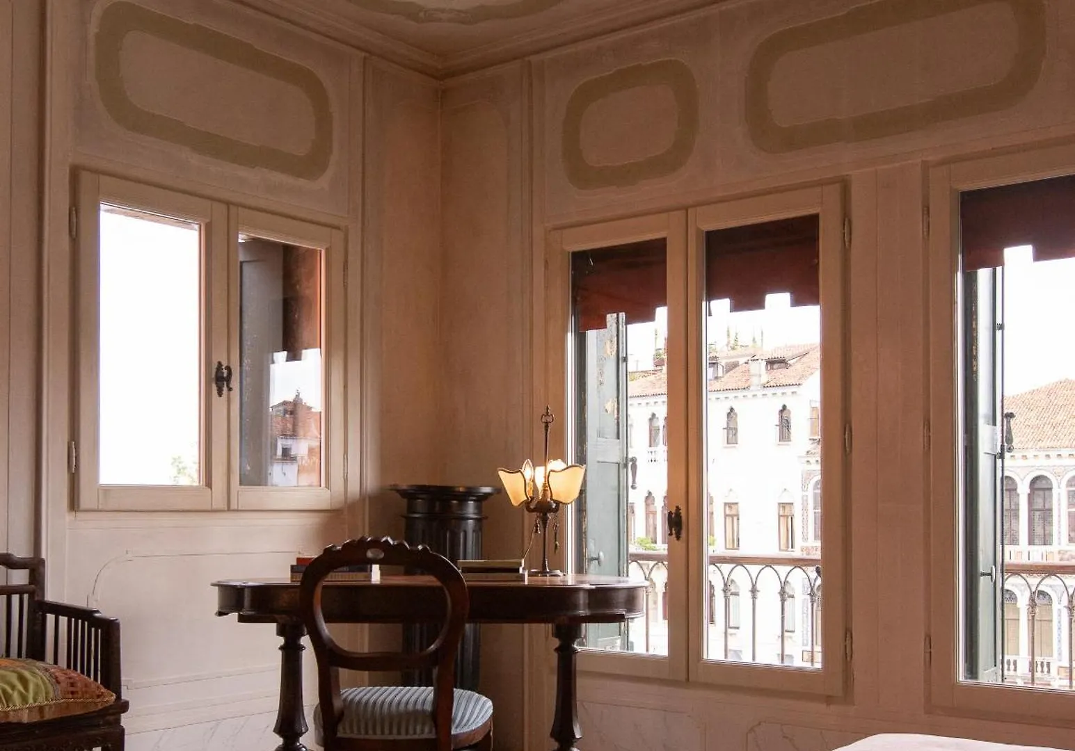 Palazzetto Pisani Grand Canal Venice