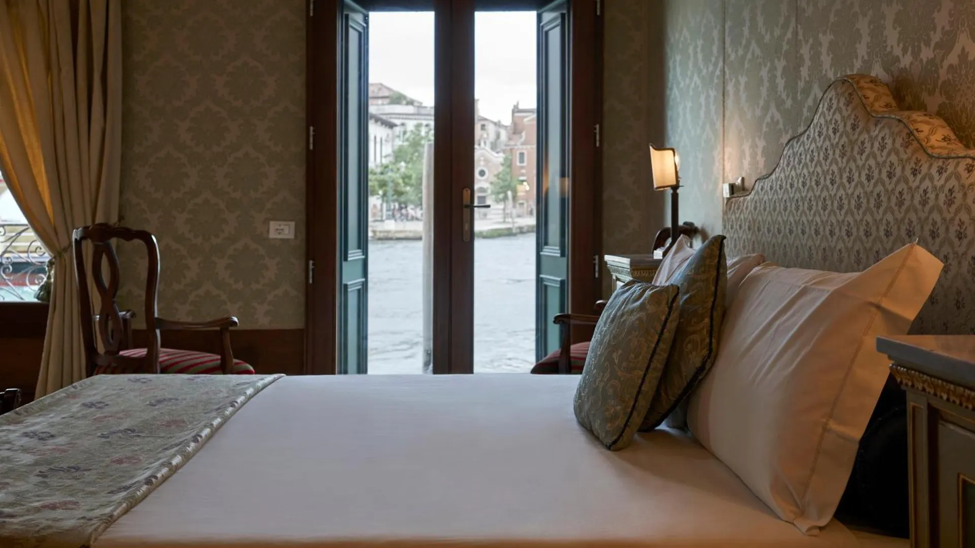 ונציה Palazzetto Pisani Grand Canal 4*,  איטליה