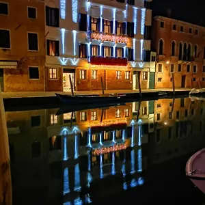 Hotel Ca' Bonfadini Historic Experience, Veneza